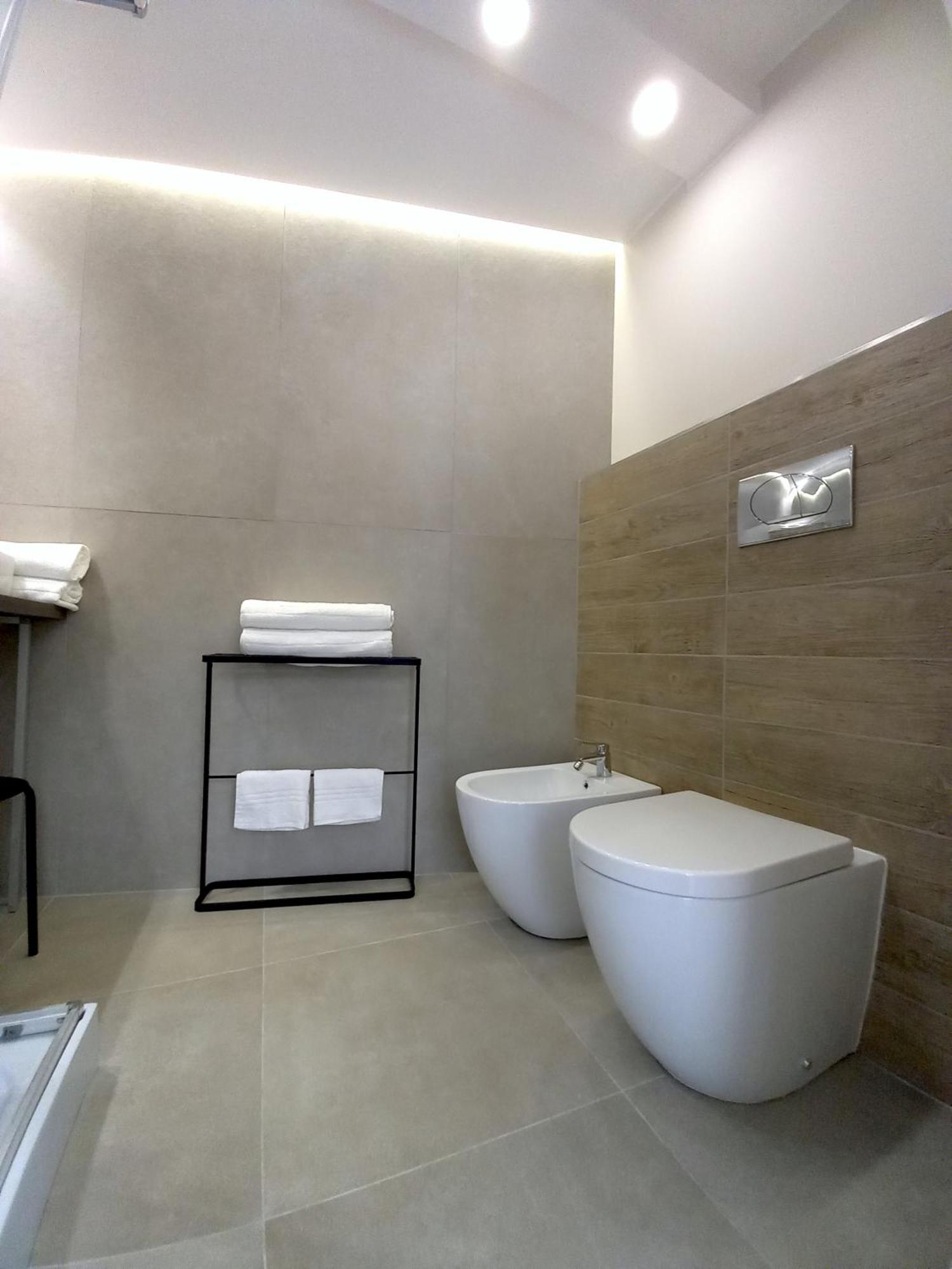 Apartment Casa Roca - Elegante A Due Passi Dal Centro, Free Parking *